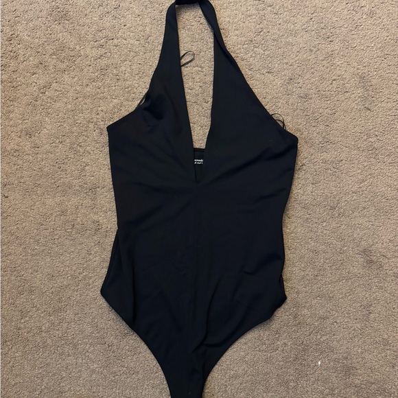 Abercrombie and Fitch Black Halter Neck bodysuit - Picture 2 of 7
